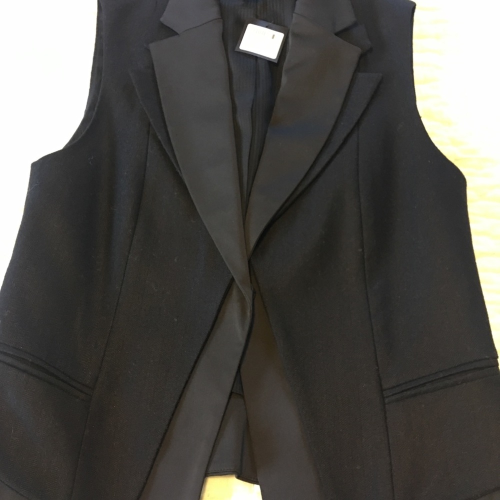 Club Monaco suit vest NWT size S petite